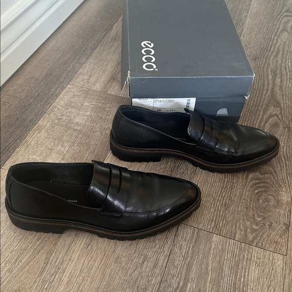 Ecco Modern Penny Loafer - Picture 5 of 8
